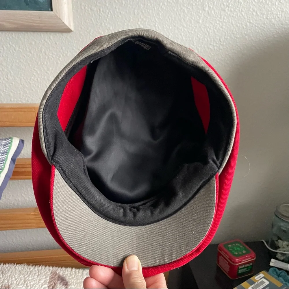 Vintage 90’s Nike Golf Bright Red Driver Cap Hat Tan Logo & Trim Newsboy - Picture 6 of 9